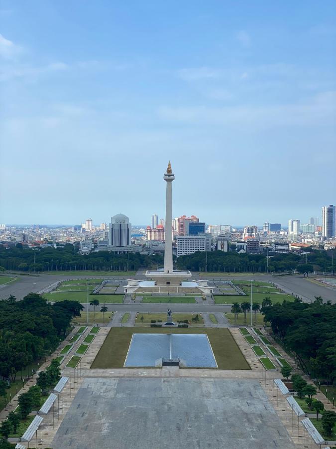 Ashley Tanah Abang Hotel Jakarta Exterior photo